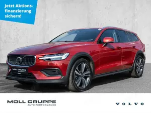 Volvo V60 Cross Country B4 AWD Ultimate Head UP Pano LED