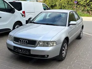 Audi A4 Bild 2