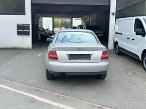 Audi A4 Bild 5