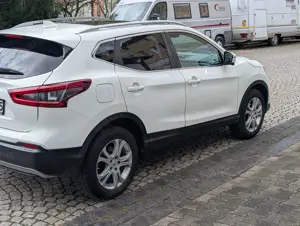 Nissan Qashqai Qashqai 1.2 DIG-T N-Connecta Bild 4