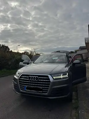 Audi Q7 3.0 TDI quattro tiptronic 7 Sitzer