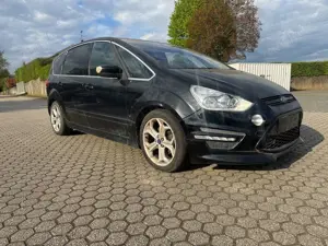 Ford S-Max Titanium S (02.2010 Bild 3
