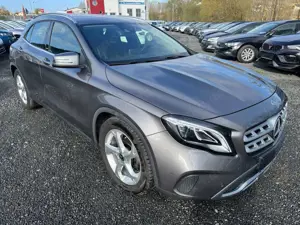 Mercedes-Benz GLA 220 2.1 CDI *URBAN*AUTOMATIK*PDCHI+VO+PARK-A