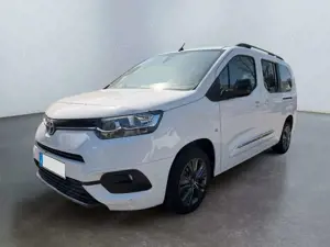 Toyota Proace City Verso 1.2 L2 Executive Family Navi AHK Aut...