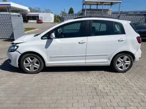 Volkswagen Golf Plus VI AUTOMATIK SHZ TEMPO KLIMAA.