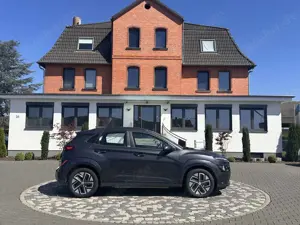 Hyundai KONA Select ACC SHZ LHZ CAM Smart-Link