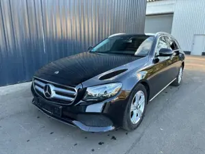 Mercedes-Benz E 220 AHK, Distronic plus,Multibeam,Scheckheft
