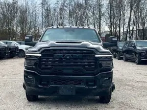 Dodge RAM 3500 Dually Mega Cab Limited 6.7 TD HO MY26