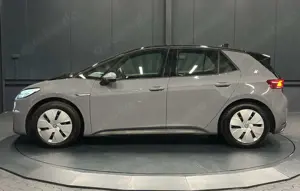 Volkswagen ID.3 Pro Performance 150 kW*NAVI*CarPlay*8-fach Bereift Bild 2