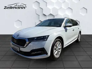 Skoda Octavia Combi Ambition 1.4 TSI iV MatrixLED Rückfahrkamera