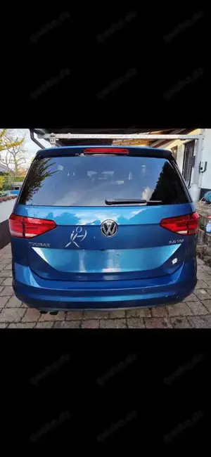 Volkswagen Touran 2.0 TDI SCR (BlueMotion Technology) DSG Comfortlin Bild 3