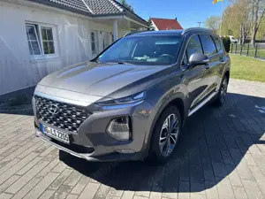 Hyundai SANTA FE 2.2 CRDi 4WD Automatik Premium TÜV AHK Pano 360