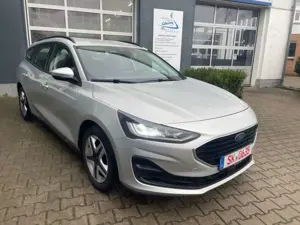 Ford Focus Kombi TDCi120 Auto NAV/LED/SHZ/FSH/DAB/Tem