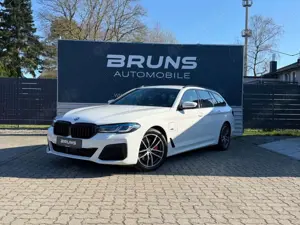 BMW 530 e M Sport Touring HUD Laserlicht Soft-Close