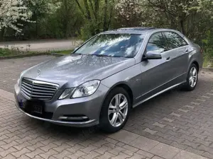 Mercedes-Benz E 220 E 220 CDI DPF BlueEFFICIENCY 7G-TRONIC Elegance