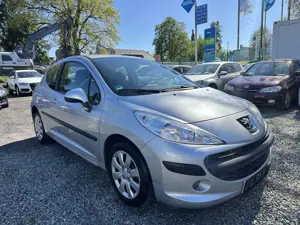Peugeot 207 Bild 5
