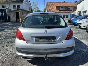 Peugeot 207 Bild 3