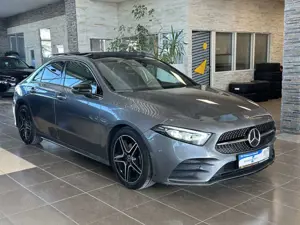Mercedes-Benz A 200 AMG Line*ACC*LED*SHZ*R.Cam*Navi*Leder*Pano