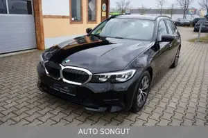 BMW 318 d T. Aut.*1.HAND*NAVI*LEDER*LED*PDC*SHZ*WLAN*