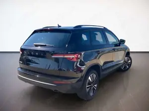 Skoda Karoq SELECTION 1.5TSI MATRIX.NAV.DSG.AMBIENTE.PANO.LANE Bild 4