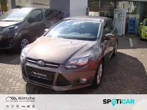 Ford Focus Titanium 1.0 EcoBoost KAT Metallic