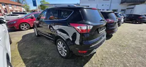 Ford Kuga 2.0 TDCi 2x4 Vignale ACC TWA Pano Navi 110 kW (150 Bild 3