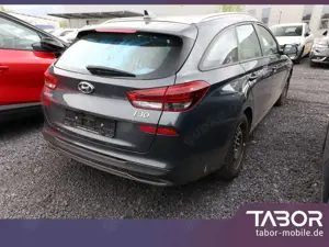 Hyundai i30 1.0 T-GDI 120 Trend Mild-Hybrid LED Nav Bild 3