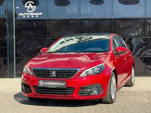 Peugeot 308 Style. PANORAMA/CAM/SHZ
