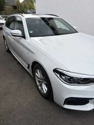 BMW 520 520 d xDrive M Sport Bild 4