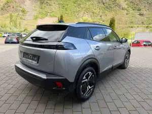 Peugeot 2008 Allure Bild 4