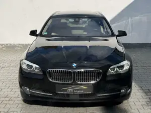 BMW 530 d Touring Aut. Leder/BiXen/Navi/HUD/Pano/AHK Bild 2