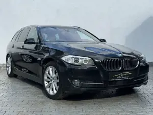 BMW 530 d Touring Aut. Leder/BiXen/Navi/HUD/Pano/AHK Bild 3