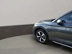 Audi Q5 55 TFSIe qu S tronic S line AHK MMI Navi plus Bild 3