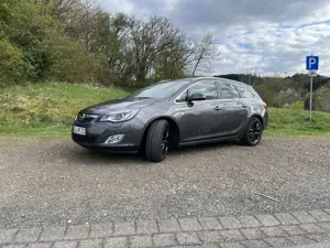 Opel Astra 2.0 CDTI  Automatik Edition neue TUV.