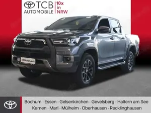 Toyota Hilux 2.8 D-4D Double Cab Invincible 4x4 LEDER