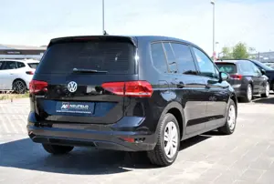 Volkswagen Touran Bild 2
