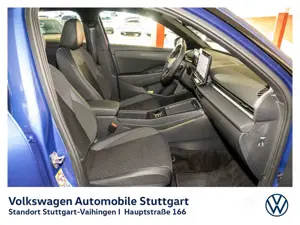 Volkswagen T-Roc R-Line 1.5 eTSI DSG Kamera ACC Navi LED Kl Bild 4