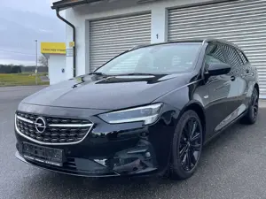 Opel Insignia B ST Business°LED°NAVI°AHK°KAMERA°KEYLE