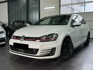 Volkswagen Golf GTI Golf GTI Performance BlueMotion Technology DSG