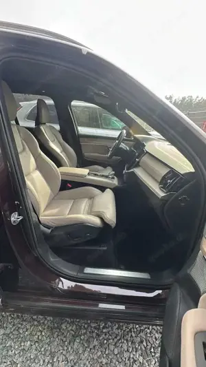 Volvo XC90 XC90 Plug-In-Hybrid T8 AWD Plug-in Hybrid Ultra Bright - BW - PANO - AHK - VOLLLEDER BEI Bild 3