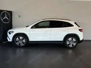 Mercedes-Benz GLA 200 GLA 200 Night ProgressiveAdvanced AHK Kamera LED Bild 4