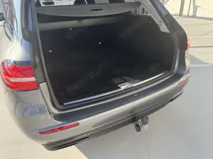 Mercedes-Benz E 400 d 4Matic T 9G-TRONIC Avantgarde Bild 5