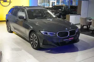 BMW 320 xd Touring  ~Facelift~HUD~Pano~AHK~HK~360°~