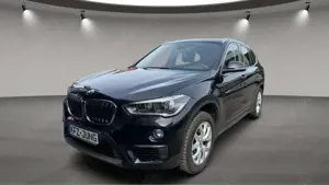 BMW X1 xDrive 20i*LED*PANO*Leder*1.Hand*Business
