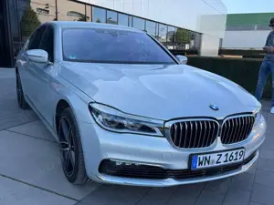 BMW 750