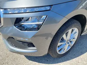 Skoda Kamiq Kamiq 1.5 TSI DSG Premium AHK el.HK FSH5J.Garantie Bild 2