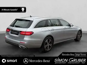 Mercedes-Benz E 220 T d Avantgarde Ambi Widesc Navi LED Kamera Bild 2