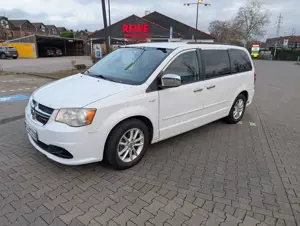 Dodge Grand Caravan 3,6 LPG BRC 7 Sitze Leder
