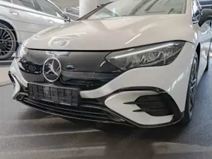 Mercedes-Benz EQE 300 AMG-Sport/LED/Cam/Night/Memo/Distr/19' Bild 3
