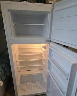 Kühlschrank mit Gefrierfach, freistehend